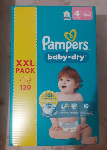 Couches Pampers baby/dry