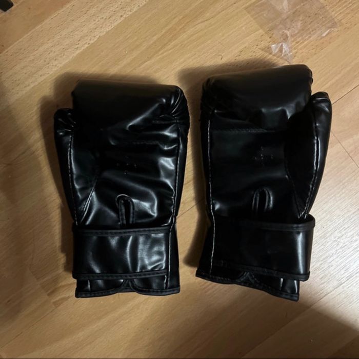 Punching Ball gonflable + gants - photo numéro 2