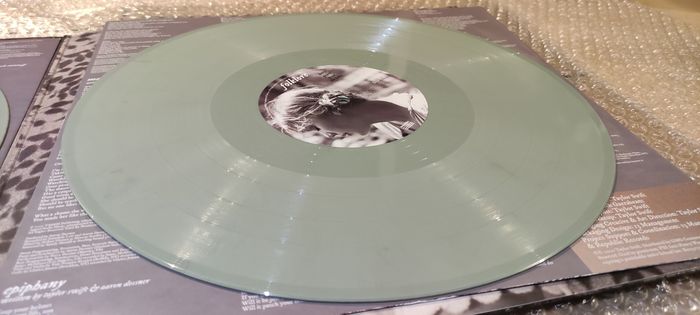 Vinyle Taylor Swift - Folklore (Édition Limitée "Stolen Lullabies" - Vert Sauge) - photo numéro 8