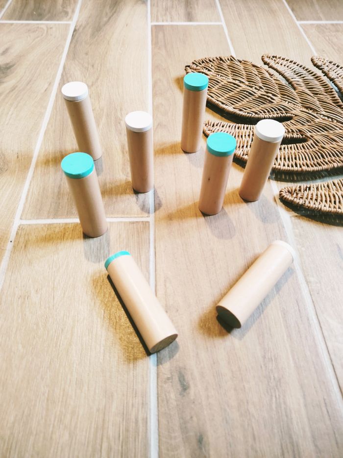 👶Jeu sensoriel 8 cylindres en bois Mémorisation et reconnaissance des sons