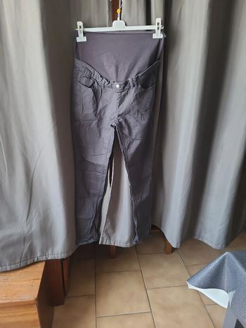 Pantalon grossesse gris T 40