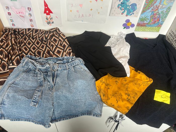 lot 6 vêtements femme taille L-40 short blouse haut robe débardeur pull