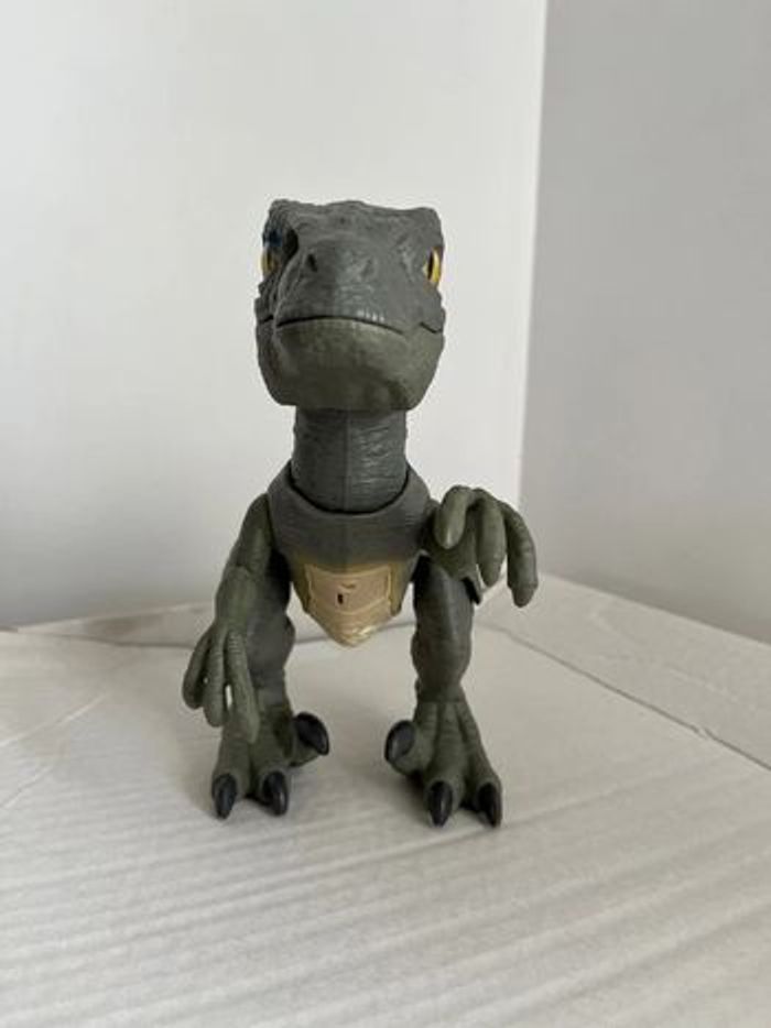 Bébé blue Velociraptor Jurassic World - photo numéro 3