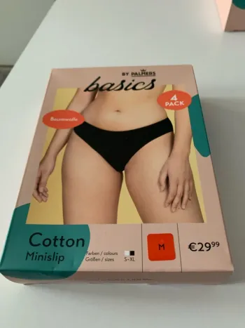 Pack de 4 culottes .