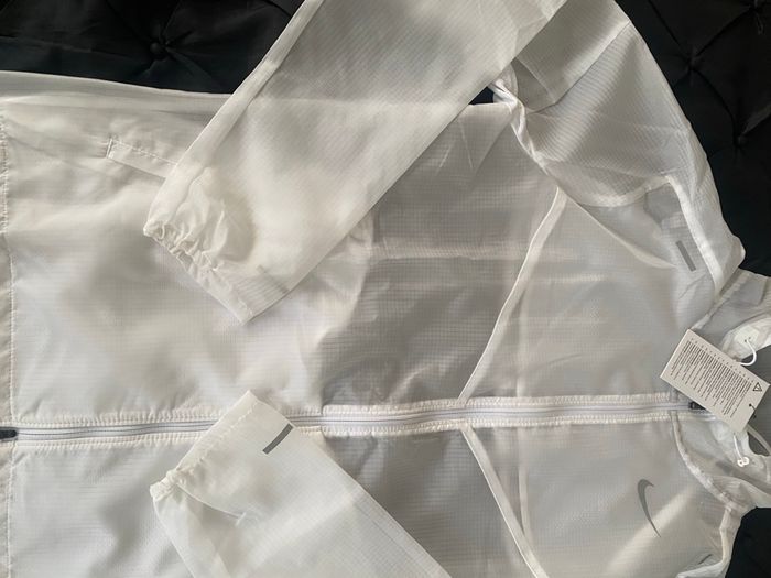 Veste nike running blanche S neuf avec étiquette authentique - photo numéro 7