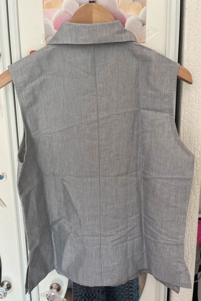 Chemise sans manches, gris clair chiné, bouton argenté, LA CITY, taille 2, fabriqué en France - photo numéro 5