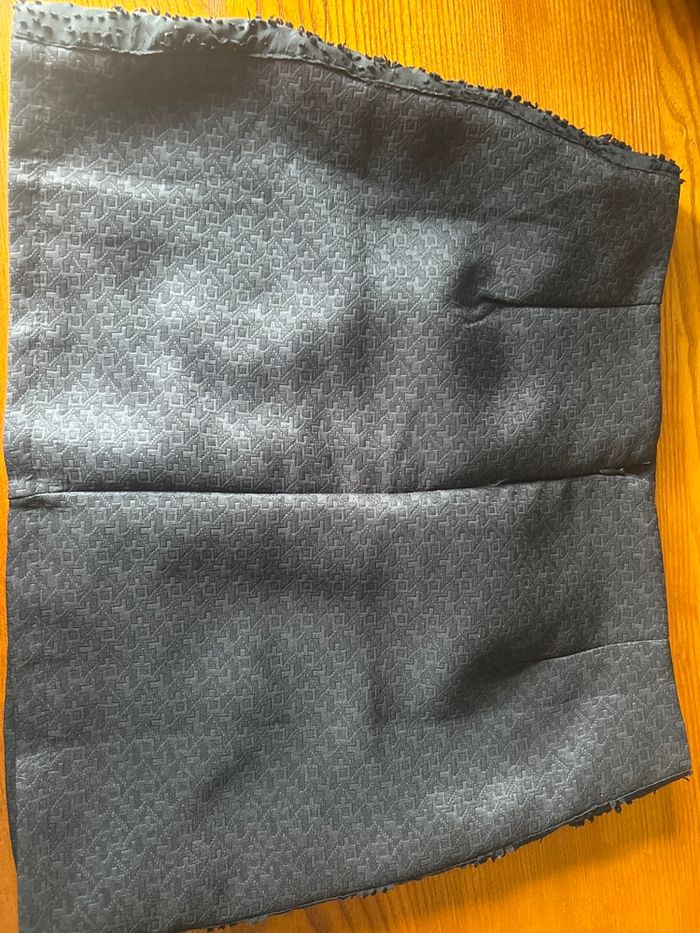 Jupe courte - photo numéro 2