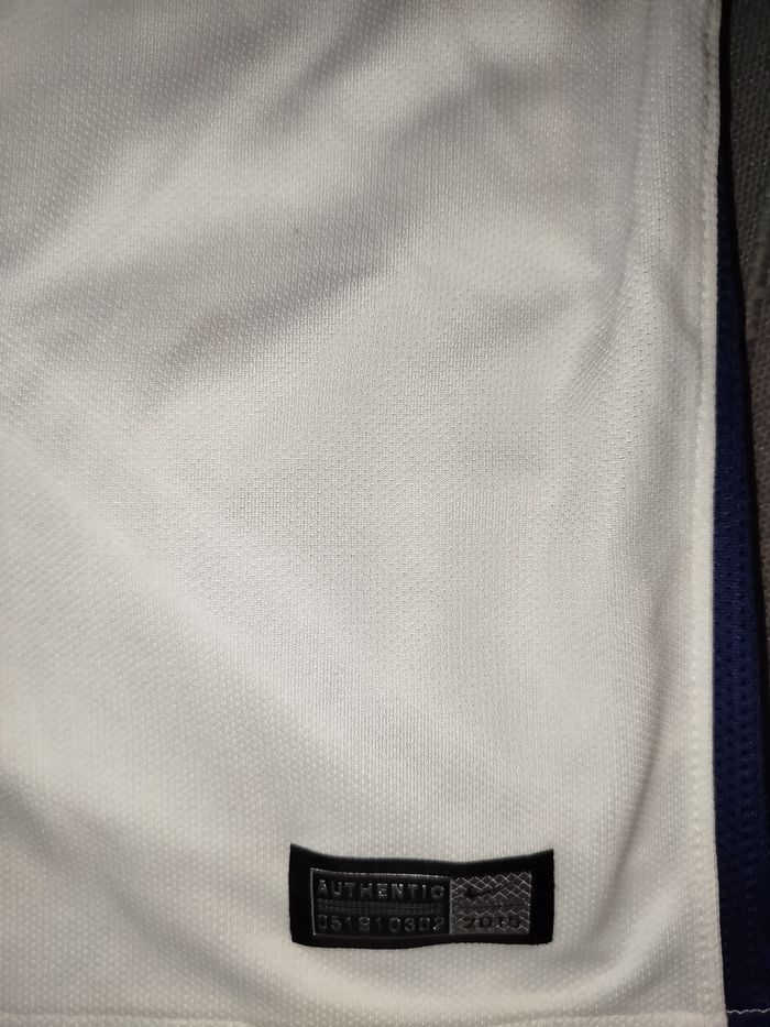 Maillot porté par Cavani PSG - photo numéro 6