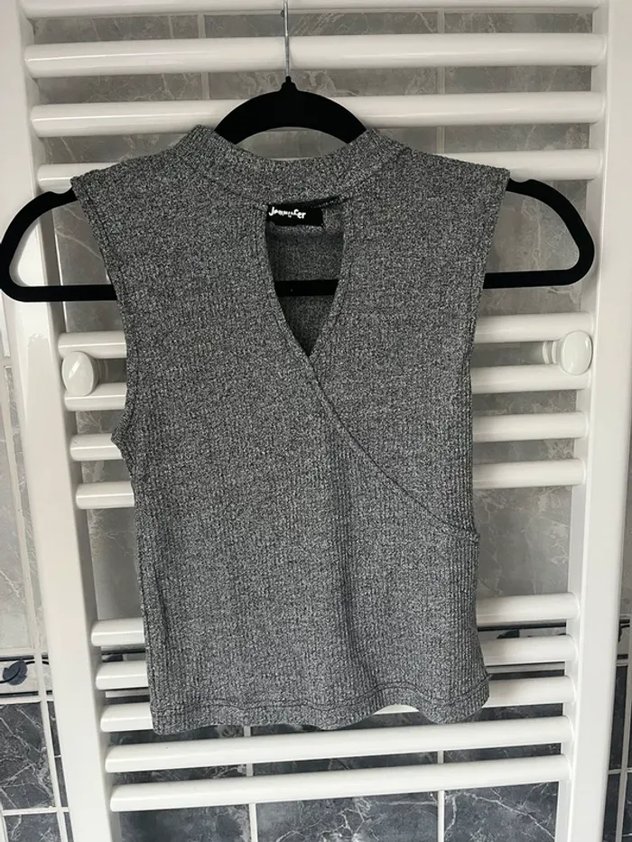 top gris femme medium jennyfer - photo numéro 3