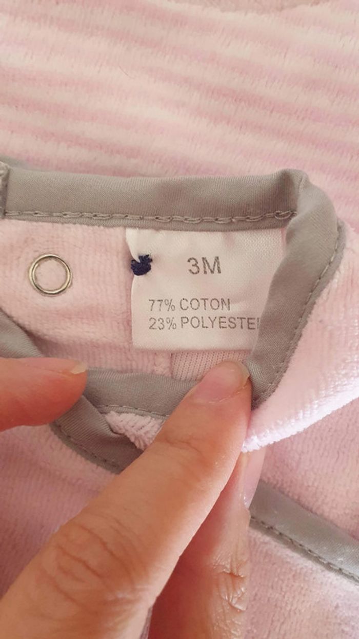 Lot hauts et pulls fille hivers - photo numéro 7