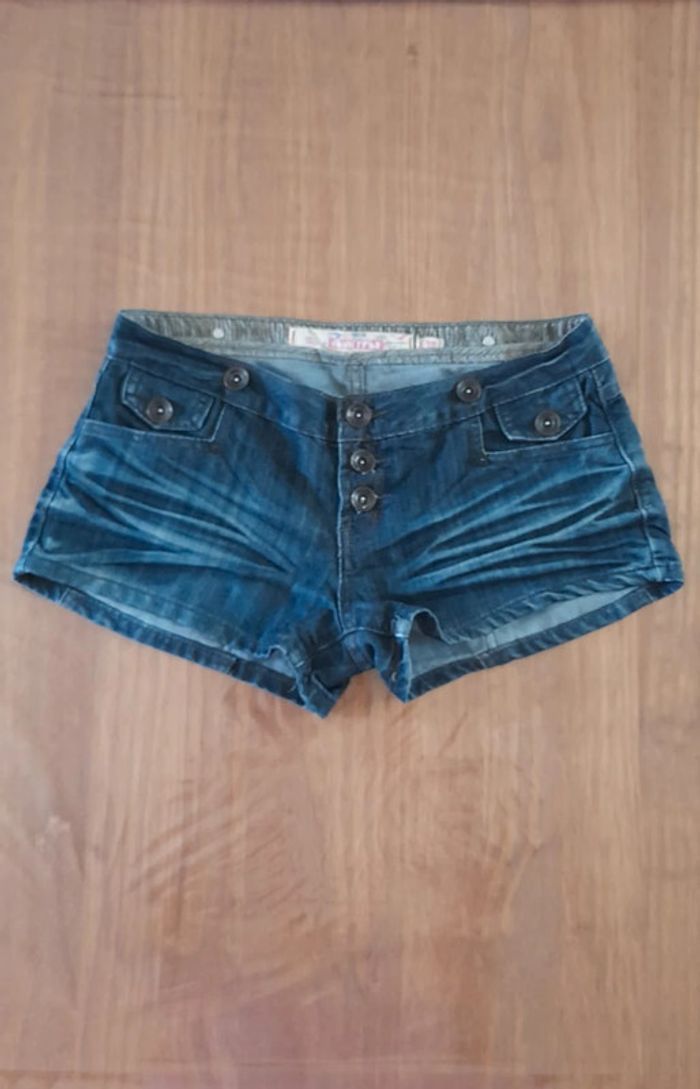Short en jean Jennyfer taille 40