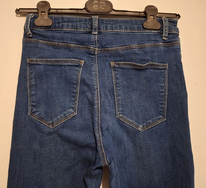 Jean bleu élasthanne à genoux troués - photo numéro 5