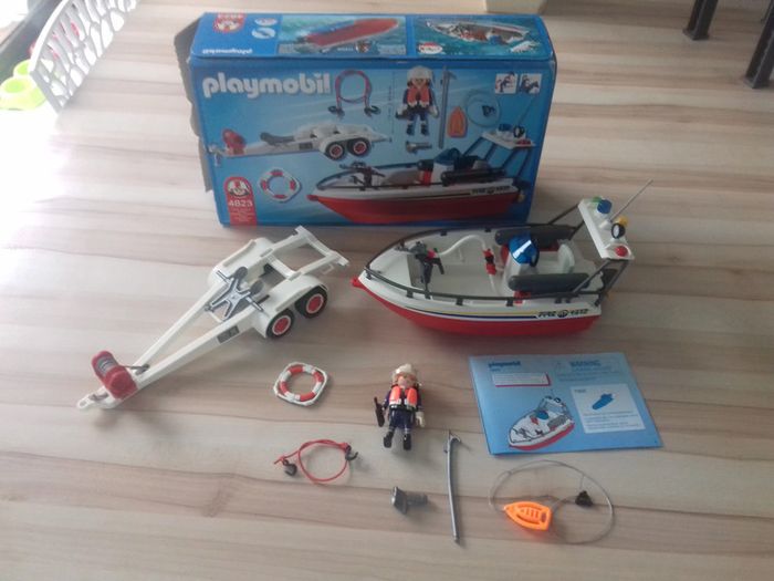 Boîte set playmobil pompiers 4823 - photo numéro 2