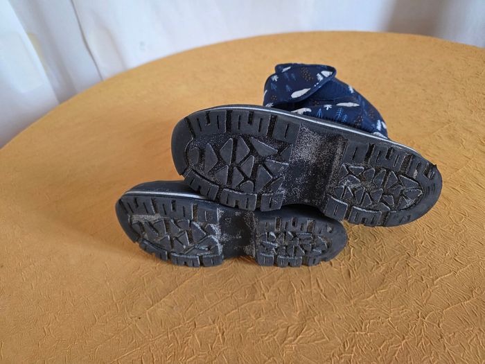 Chaussures après ski ou bottes de pluie - photo numéro 4