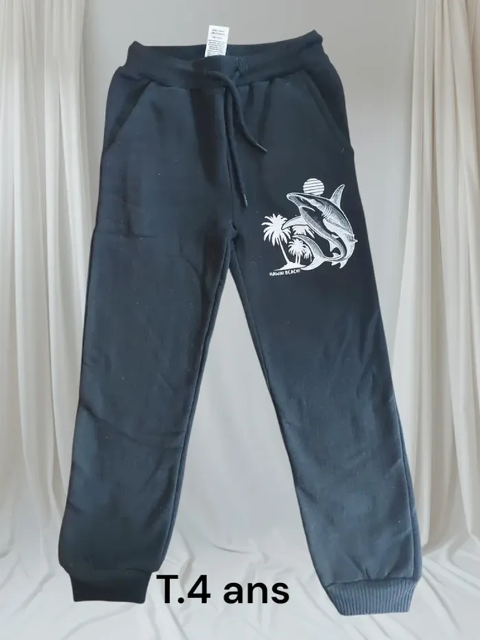 Bas de jogging enfant neuf T.4 ans