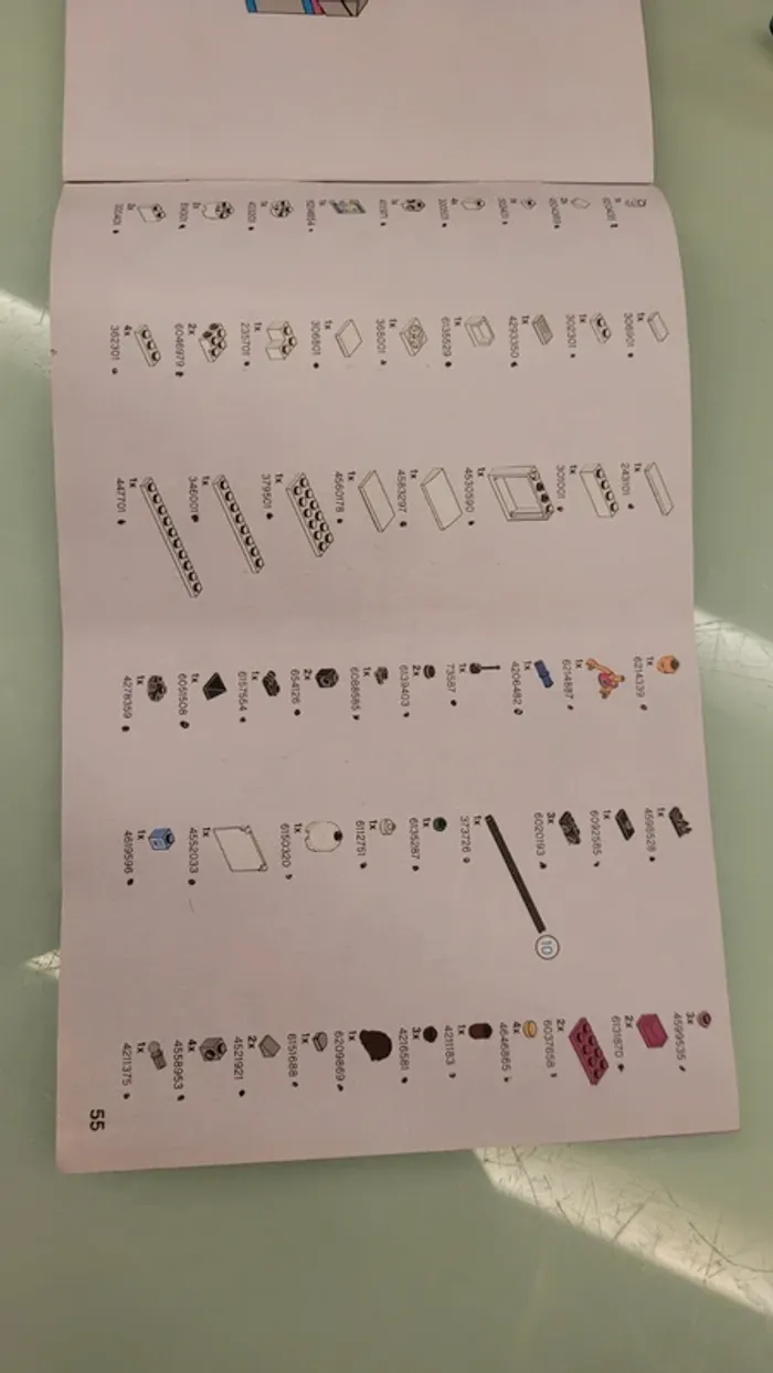 Lego Friends n°41329 La chambre Labo d'Olivia - photo numéro 5