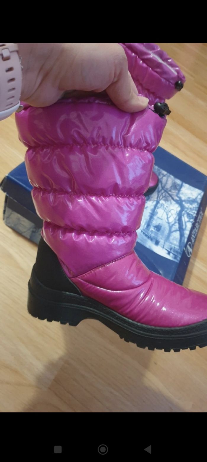 Bottes neuves taille 31 roses paillettées - photo numéro 2