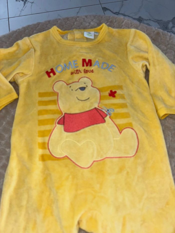 Pyjama Disney Winnie taille 18 mois très bon état - photo numéro 2