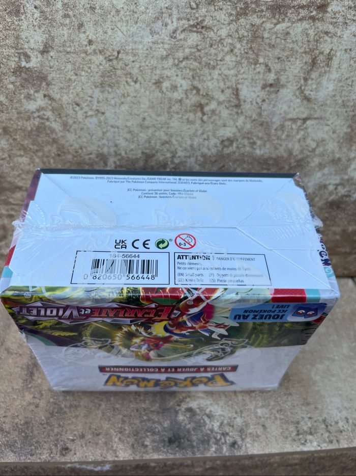 Display Pokémon ev1 écarlate et violet avec petit défaut de scellage - photo numéro 7
