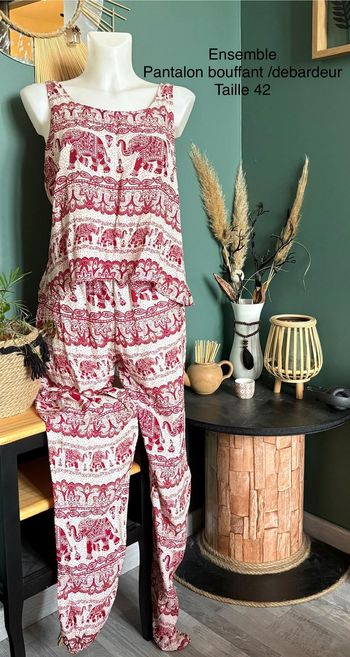 Ensemble pantalon / débardeur fluide  taille 42 