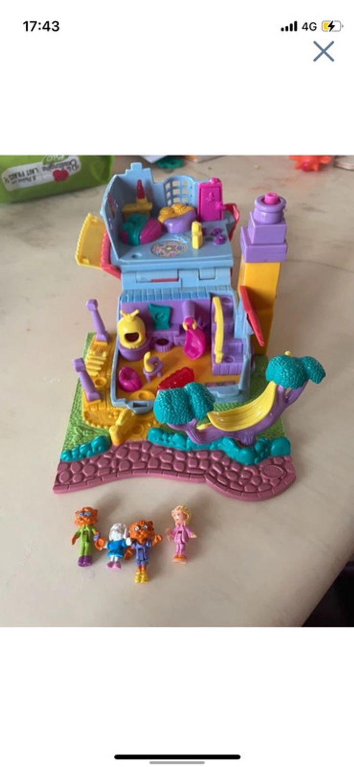 Polly pocket light up kitty house