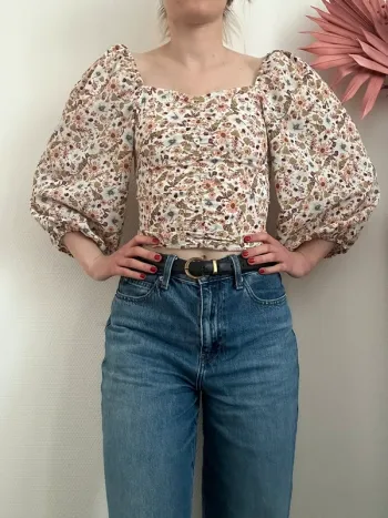 Haut fleuri vintage