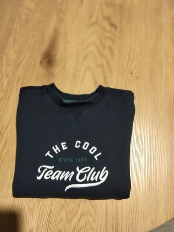 Sweat bleu marine taille 6 ans Cyrillus 