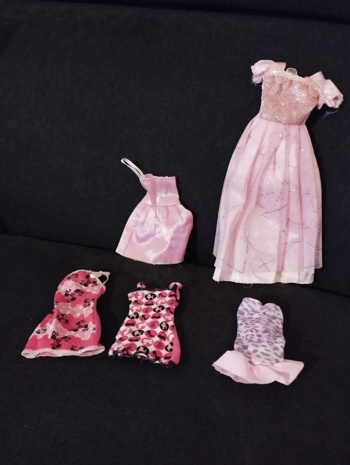 Vêtements Barbie
