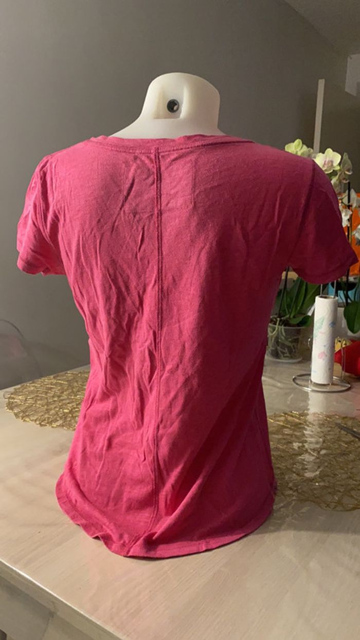 T-shirt rose - photo numéro 3