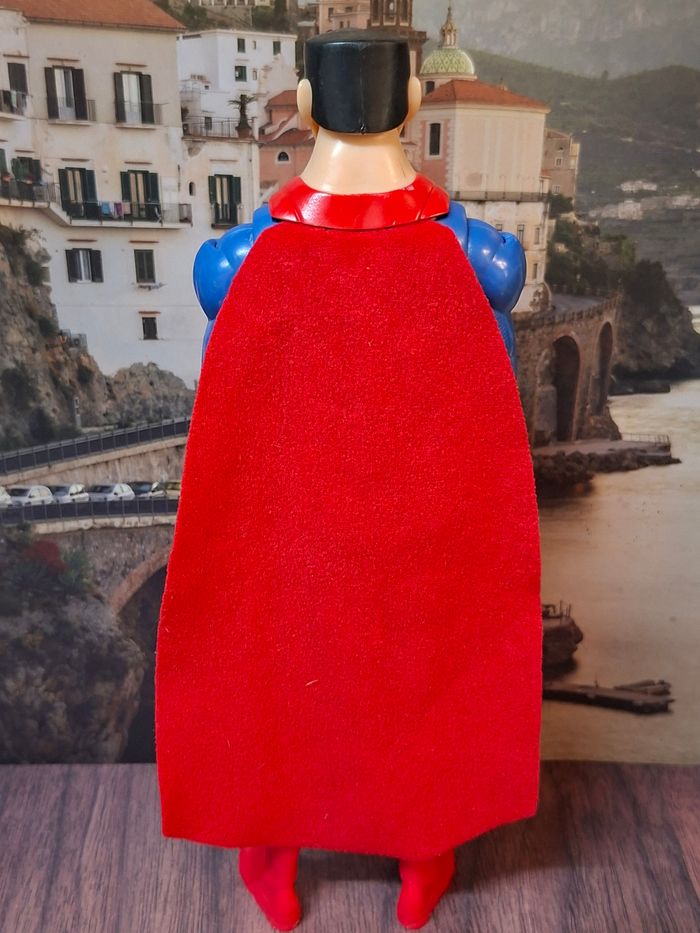 Figurine superman bleue et  rouge justice league - photo numéro 5