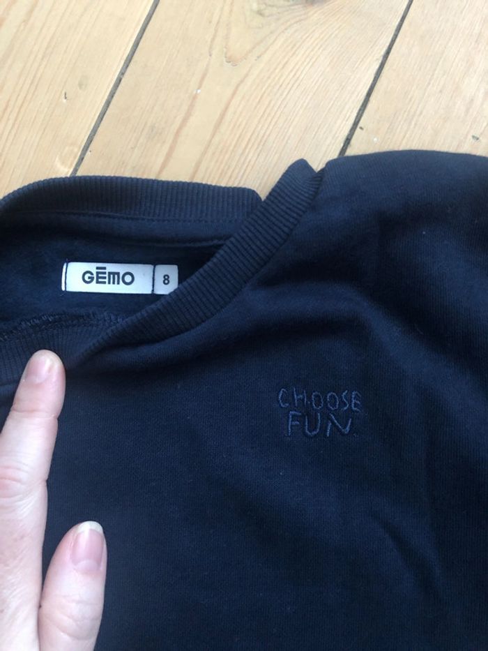 Pull uni - photo numéro 3