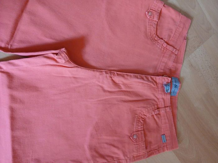 Pantacourt couleur corail taille 40 marque Carla Simoni - photo numéro 3