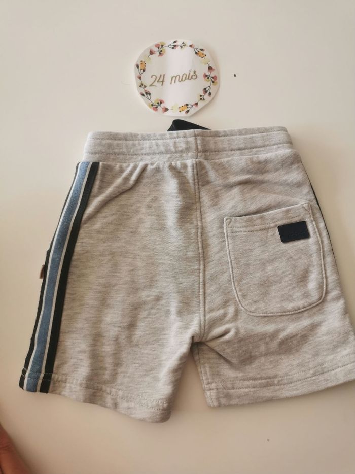 Short garçon 2ans catimini le pantalon et la veste offert - photo numéro 3