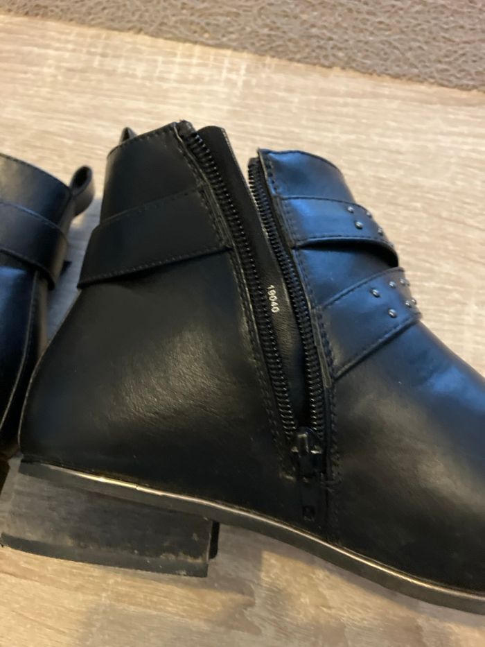 Chaussure - photo numéro 3