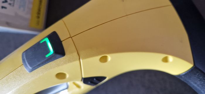 Nettoyeur vitres Kärcher - Excellent état + produit nettoyant offert - photo numéro 3