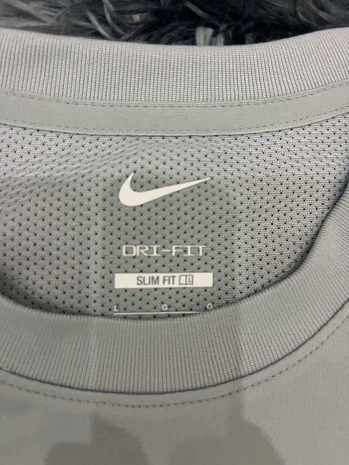 Maillot de foot Nike – Homme – Gris – Taille L – Neuf - photo numéro 4
