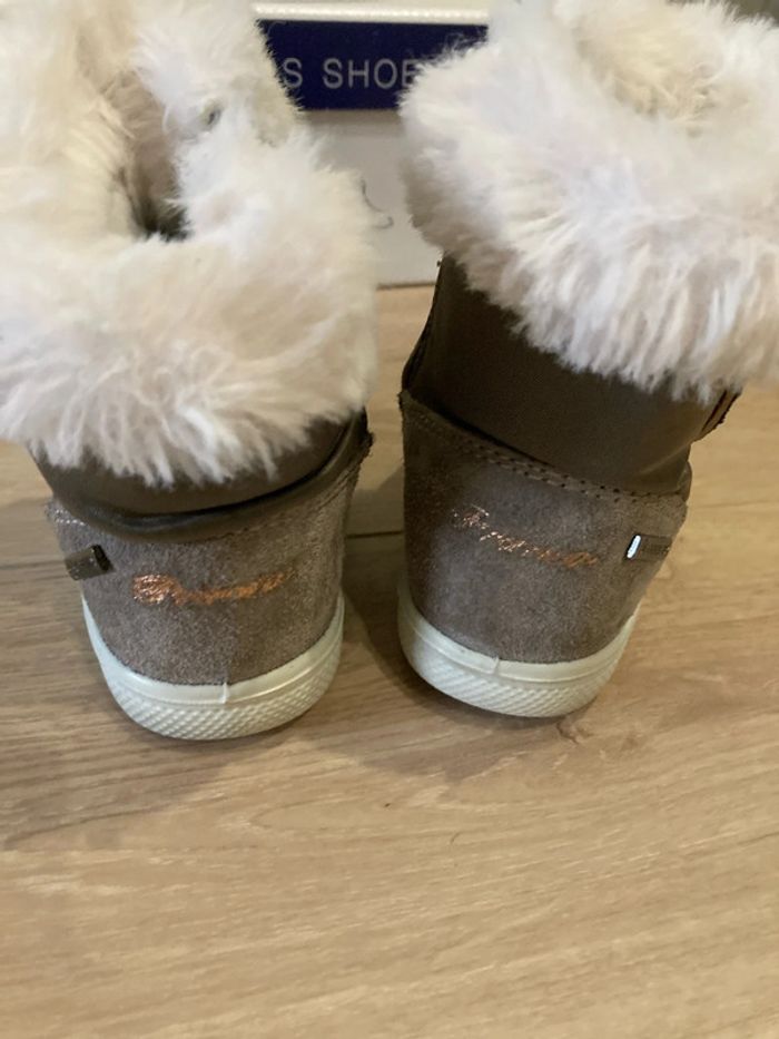 Bottes fille taille 21 - photo numéro 6