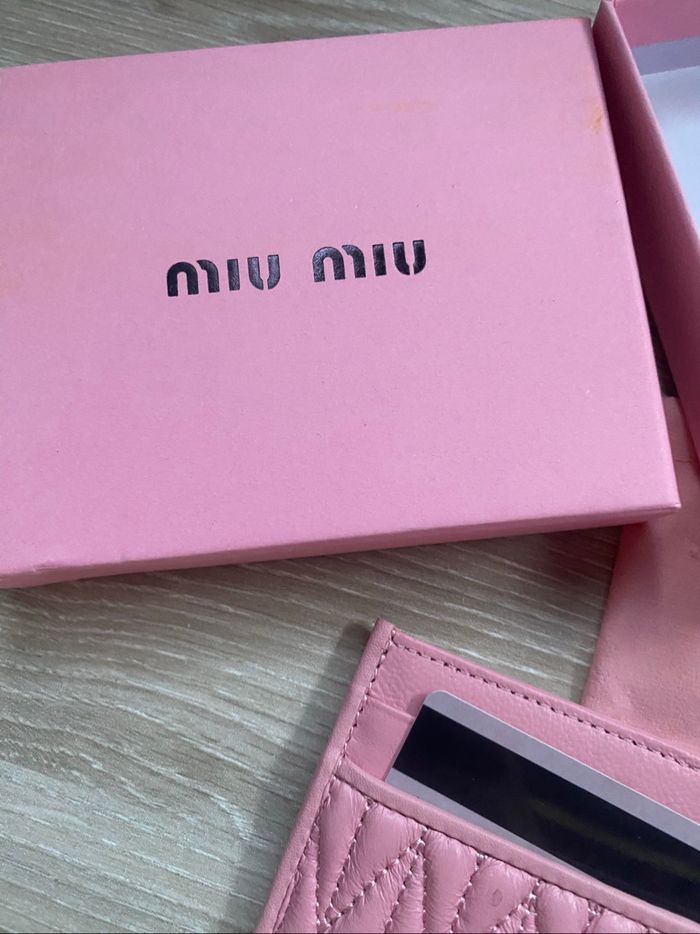 Porte monnaie miu miu rose neuf - photo numéro 3