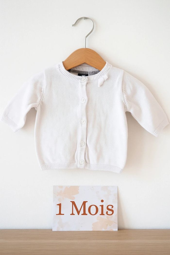 Gilet blanc 1mois Kiabi
