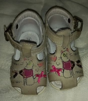 Chaussure fille t 16