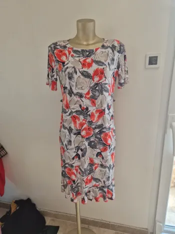 Robe fleuri taille 38