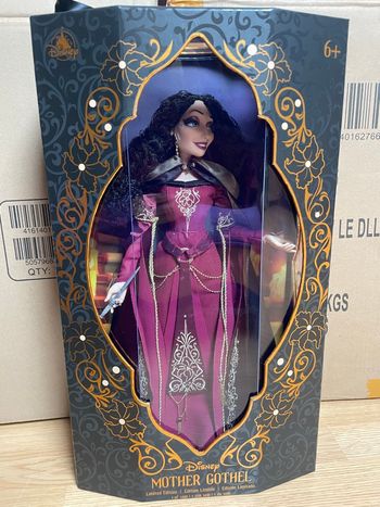 Gothel poupée édition limitée Disney 