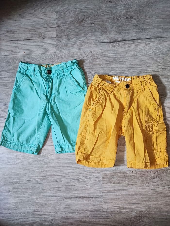 Lot de 2 bermudas 4 ans