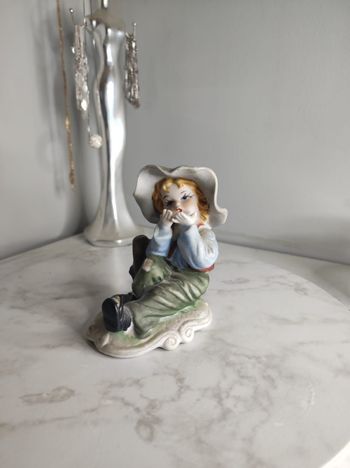 Figurine vintage