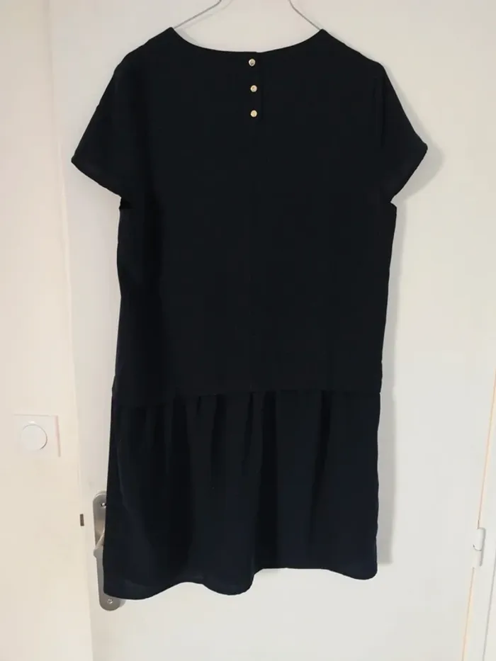 Robe marine camaïeu taille 40 - photo numéro 2