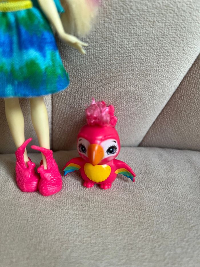 Poupée Peeki perroquet 15 cm et Sheeny - Enchantimal - photo numéro 2