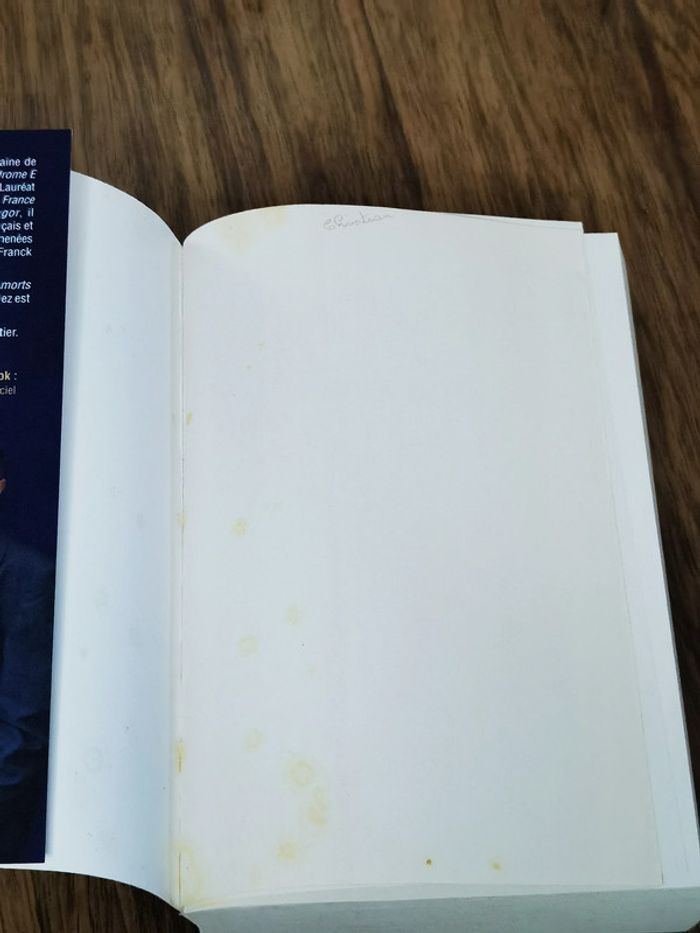 D4323 - livre "sharko" de Franck Thilliez - photo numéro 3