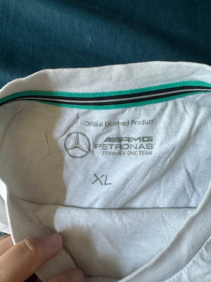 T-shirt Mercedes petronas - photo numéro 2