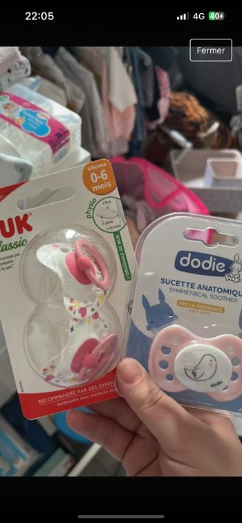 Tétines bébé fille