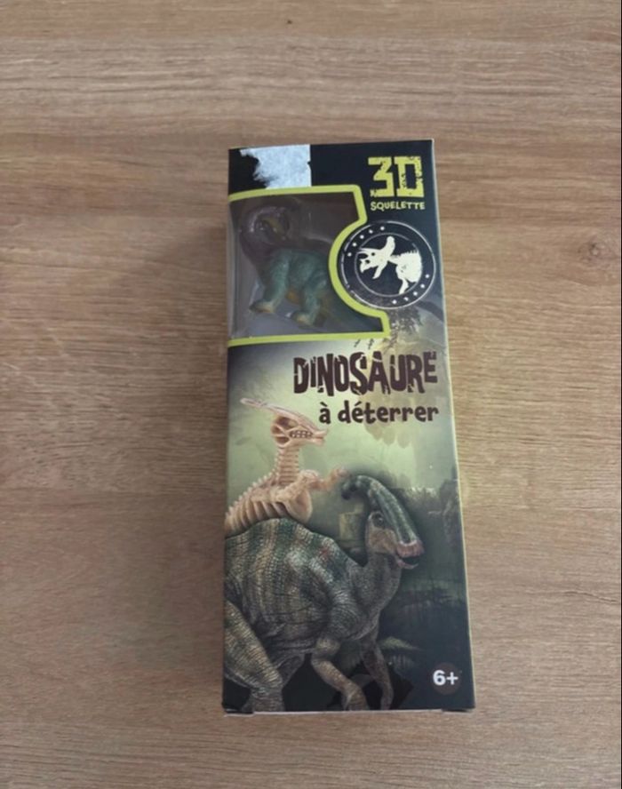 Dinosaure à déterrer